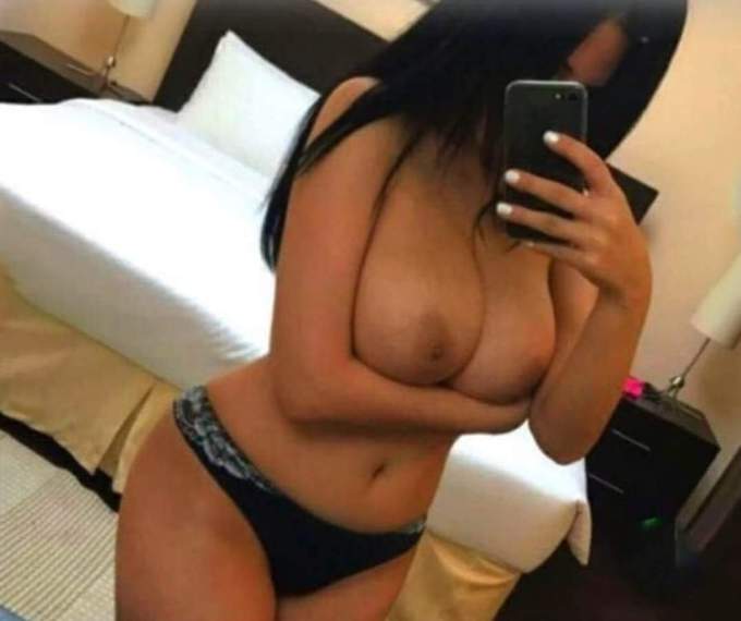 Annuncio Escort Ads - GIULIA     SOLO VIDEOCHIAMATA HOT    GIOCHI VIBRATORE MASTURBAZIONE GODI INSIEME ME Solo    VIDEOCHIAMATA