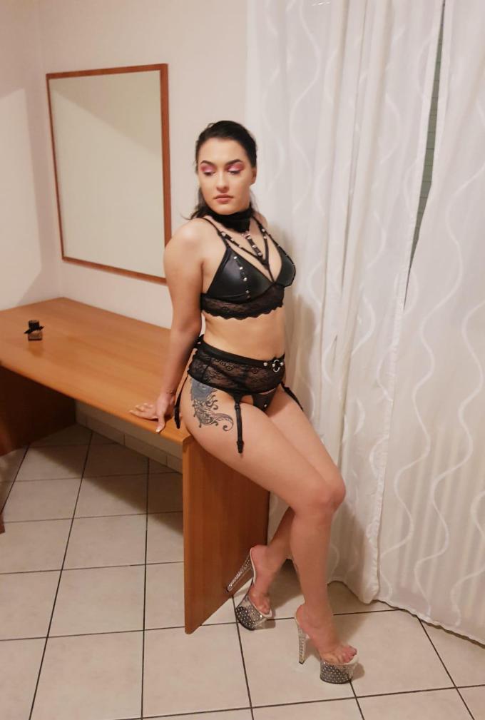 Annuncio Escort Ads -    DELIZIOSA E SENSUALE MOLDAVA PER INCONTRI BOLLENTI...        FOTO REALI 100 X 100