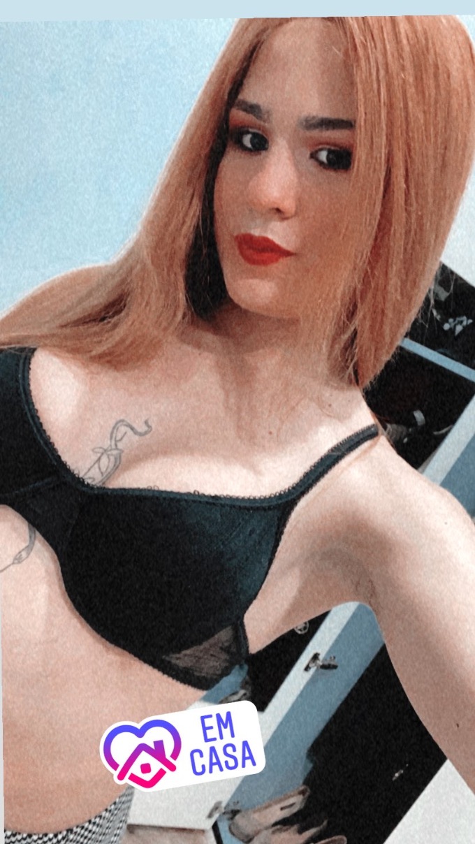 Annuncio Escort Ads - GIOVENISSIMA FRESCA FRESCA CON UN BASTONNE DI 21 CM PIENO DI LATTE CALDO Prima Volta in Citta, Completissima, Rafinatta, Tra