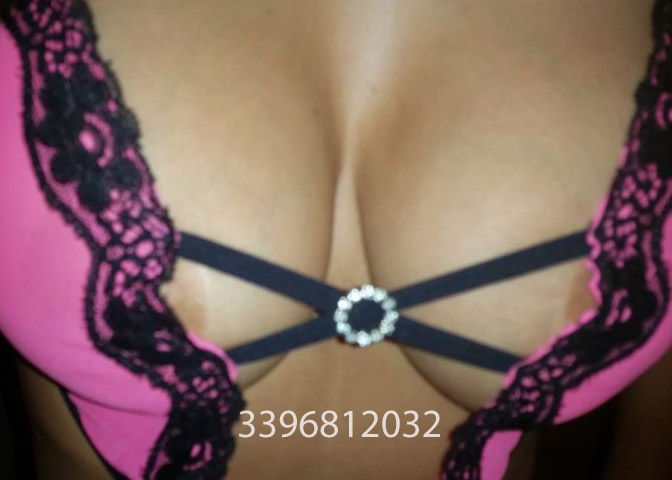 Annuncio Escort Ads - PAOLA DELIZIOSA MORA, PRELIMINARI DA URLO, FANTASTICI MASSAGGI, PER IL MASSIMO DEL TUO PIACERE