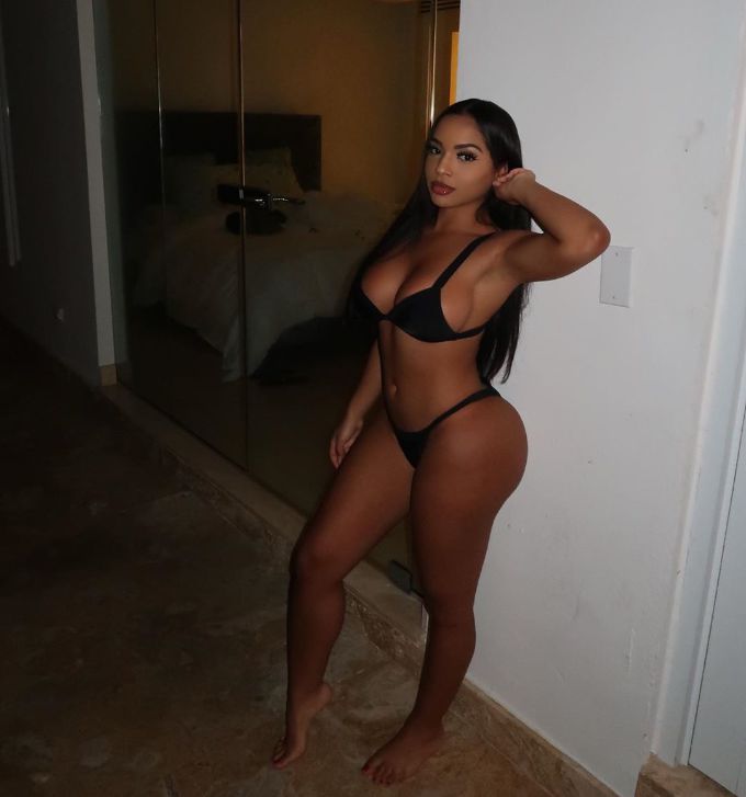 Annuncio Escort Ads - AMY NOVITA INCANTEVOLE MASSAGGIATRICE MANI SPERTE BENESSERE FISICO E MENTALE 24 su 24