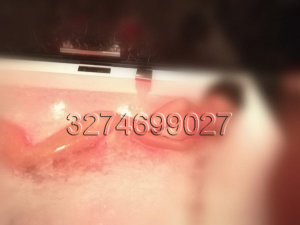 Annuncio Escort Ads - >>> LA RAGAZZA (Italiana) DELLA PORTA ACCANTO TENERA MA BIRICHINA.