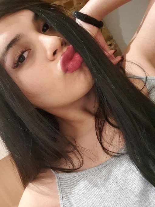 Annuncio Escort Ads - 24 su 24 LUCIANA TRANSEX PICCOLINA TROIETTA POMPA DA URLO MI PIACE ESSERE SFONDATA X BENE OPPURE SFONDARTI