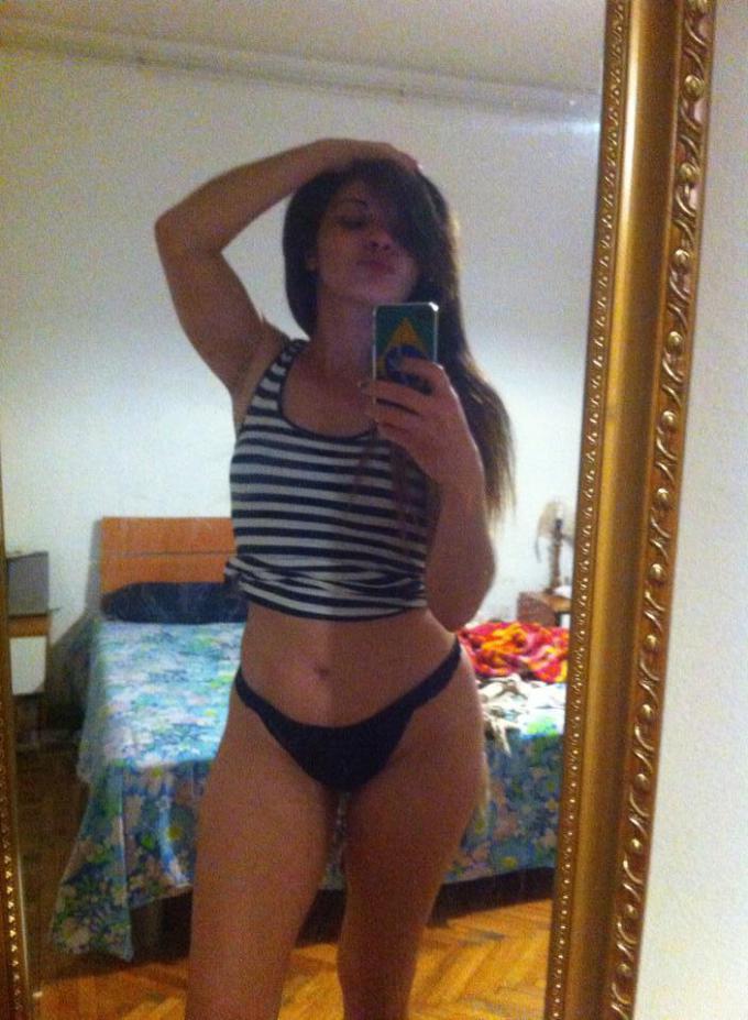 Annuncio Escort Ads - Orale SCOPERTO +(POMPINO con LINGUA fino alla FINE ) GOLA PROFONDA