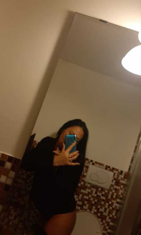 Annuncio Escort Ads - Primissima volta in citt , stupenda Napoletana