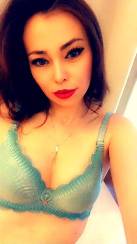 Annuncio Escort Ads - Valentina bellissima italiana solo contatto whatsapp ricevo in ambiente molto tranquillo