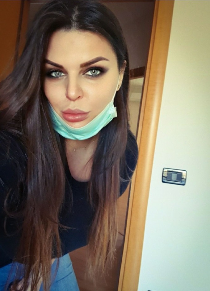 Annuncio Escort Ads - IO MASSAGGIO TE - TU MASSAGGI ME... MOLTO HOT             