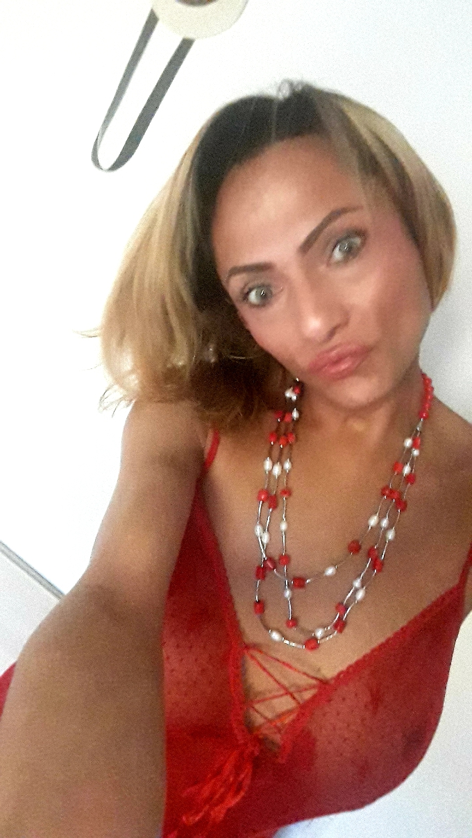 Annuncio Escort Ads - Trans brasiliana per video chiamata