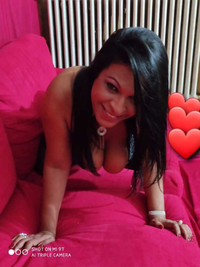 Annuncio Escort Ads -                  luciana trans!!                  amante dei lunghi preliminari....mi piace molto baciare