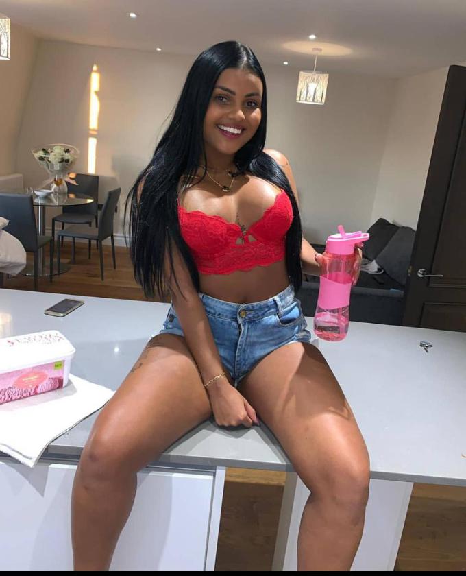 Annuncio Escort Ads -     PRIMISSIMA VOLTA IN CITT               GIULIANA BRASILIANA E BELLA PORCELLINA DISPONIBILE PER FARTI GODERE DA MORIRE    &