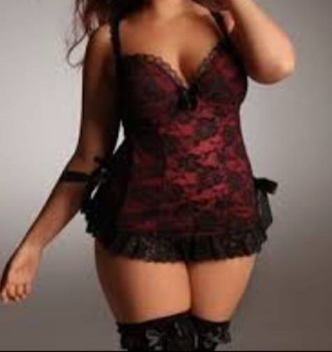 Annuncio Escort Ads - NOVIT ASSOLUTA BBW CURVY BELLA DONNA FORMOSA 24 / 24 VERA bambollina NINFOMANA AMO GODERE NEL SESSO VIENI A LECC