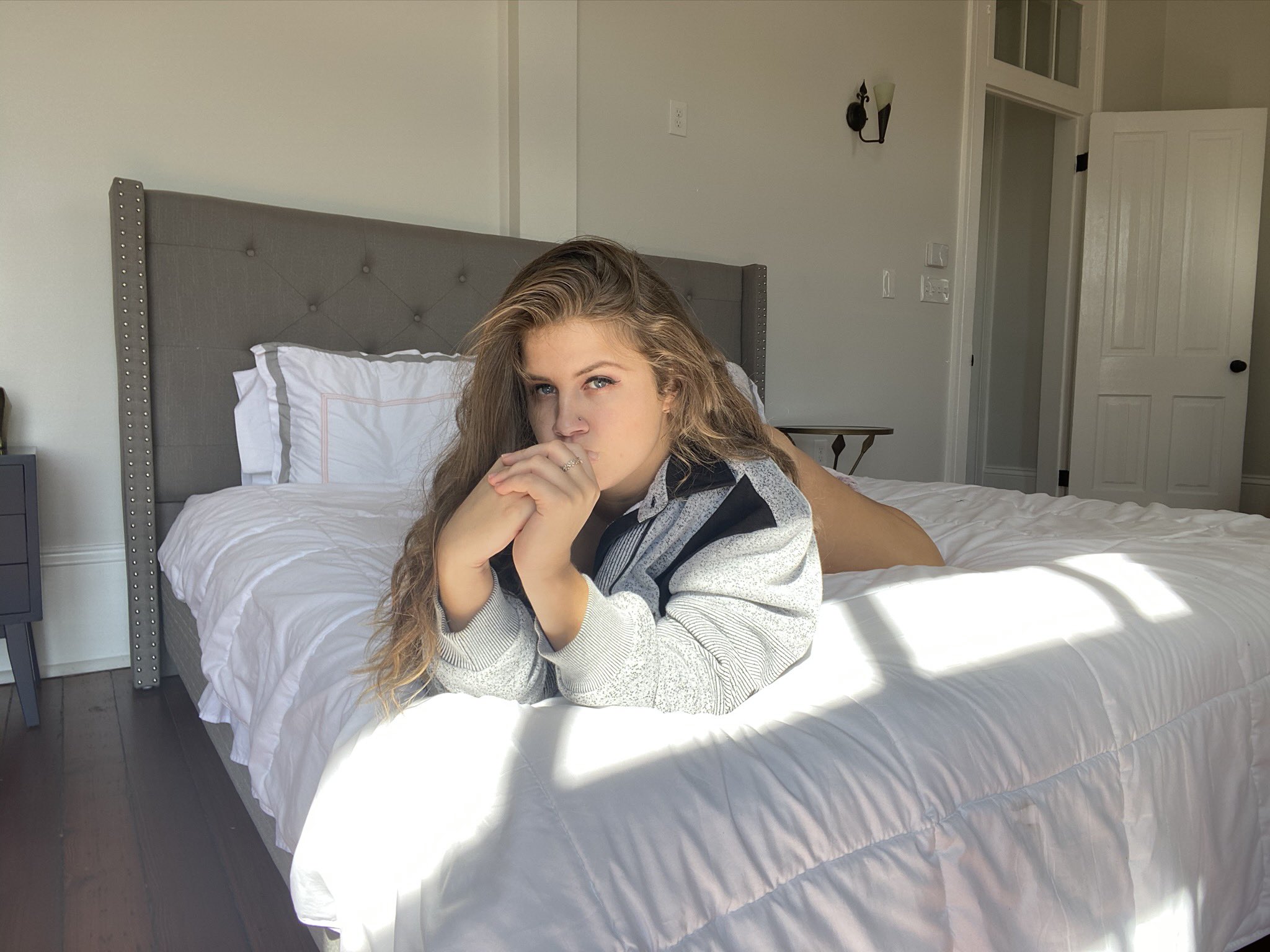 Annuncio Escort Ads - Ciao, sono disponibile ora calda ed eccitante, anale incluso