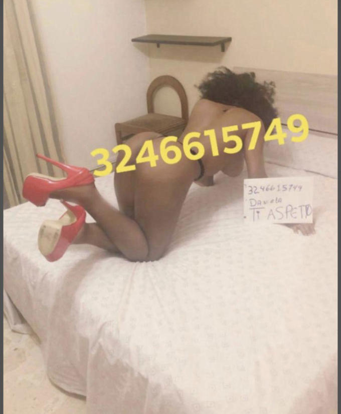 Annuncio Escort Ads - DANIELA     SIMPATICISSIMA BAMBOLINA SUPER SEXY!CURVE DA PERDERE LA TESTA!UN VERO VULCANO DI PIACERE
