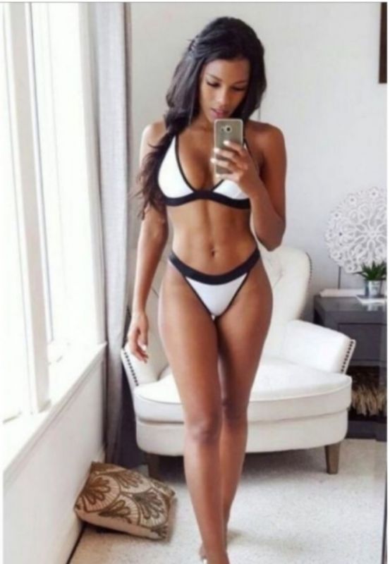Annuncio Escort Ads - PICCOLINA TROIETTA    ADORO SUCCHIARE     CON LA MIA CALDA BOCCA ED ESSERE     LECCATA FINO A BAGNARMI 