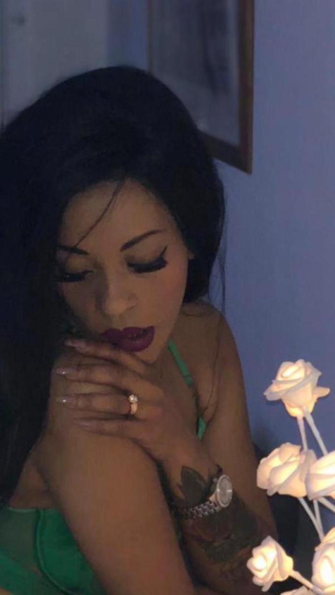 Annuncio Escort Ads - foto con viso MIE foto mie con viso SONO a MONTESILVANO SCEGLI LA MIGLIORE
