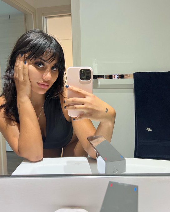 Annuncio Escort Ads - Donna NOVARA disponible adesso 
