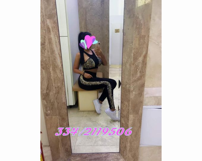 Annuncio Escort Ads -             SEI STANCO DI LEGGERE CAZZATE E FOTO FALSE         TI PROMETTO CHE SONO QUELLA DELLE FOTO E FACCIO TUTTO
