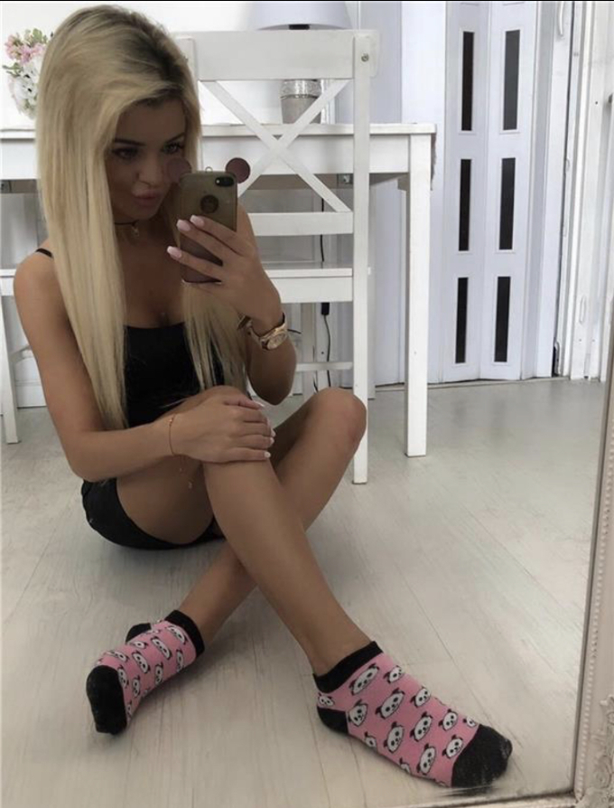 Annuncio Escort Ads - BELLISIMA 22ANNI FIGA DA LECCARE - 69 E POMPINO URLO FOTO 100% REALE!