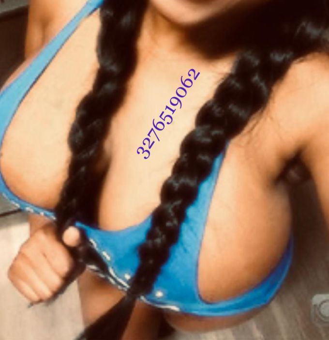 Annuncio Escort Ads - NOVIT MOLTO BELLO ARRIVO KAROL COLOMBIANA MOLTO CALDO (22 ANNI) NONA SENO, FIGA bagnata pronta a scopare (MASSAGGIO CORPO)