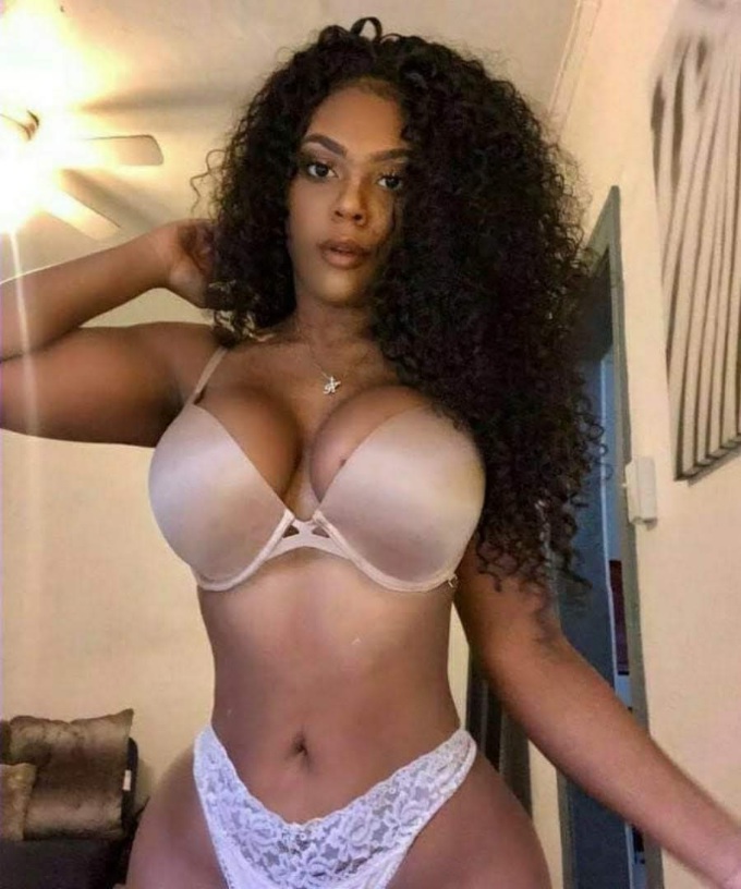 Annuncio Escort Ads - MONICA APPENA ARRIVATA BELLISSIMA AMBIENTE CLIMATIZZADO