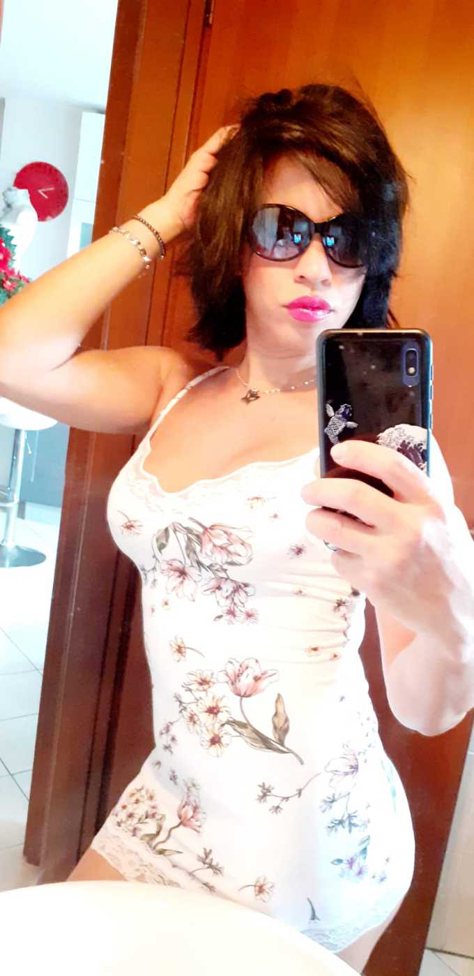 Annuncio Escort Ads - TRANS      Julia         Completissima          Ativa & Passiva     