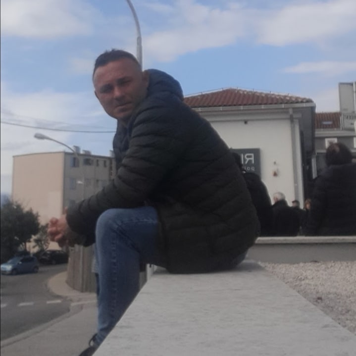 Annuncio Escort Ads - Cerco coppia 