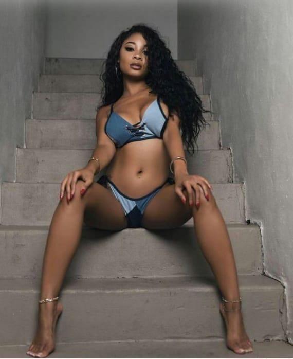 Annuncio Escort Ads - CRYSTAL APPENA ARRIVATA ..SEXY ZOCCOLA DA SCOPARE_BELLA CALDA E PERVERSA_PRELIMINARI NATURALE COMPLETISIMA!