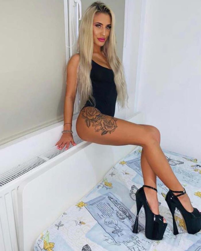 Annuncio Escort Ads - NOVITA APPENA ARRIVATA PRIMA VOLTA IN ZONA KATYA FRESCA SEXY DOLCISSIMA COMPLETA PRELIMINARI NATURALI 69 PRENDIMI A PECORINA