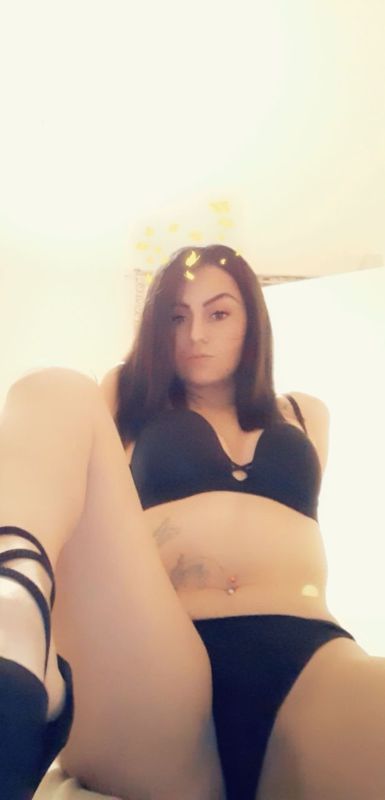 Annuncio Escort Ads - Mai vista Bellissima PAOLA dolce ed esperta ragazza seno naturale abbondante amo gli uomini brillanti pieni di passio
