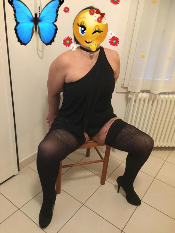 Annuncio Escort Ads - Signora italiana calda e sensuale