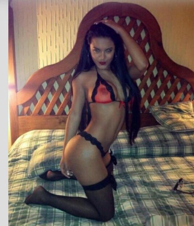 Annuncio Escort Ads -     20 anni BAMBOLINA PICANTE    APPENA ARRIVATA** BOCCHINA DI FRAGOLA SOLO PER TE FOTO ASSOLUTAMENTE REALE 24su24     