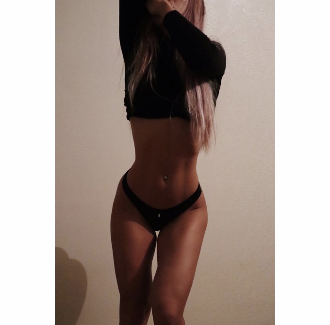 Annuncio Escort Ads - Vidio chemata su whatsapp. Viky  Bella bionda