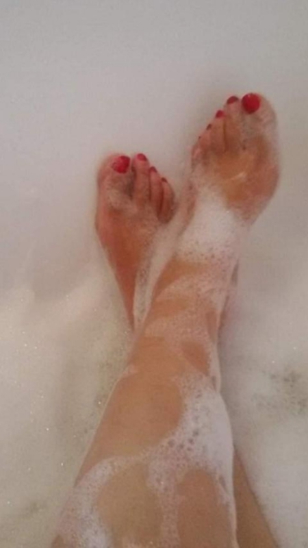 Annuncio Escort Ads -         FRANCESCA 40 ANNI BELLISSIMA BRUNA VERA PUGLIESE CALDA PASSIONALE COMPLETISSIMA SENZA TAB