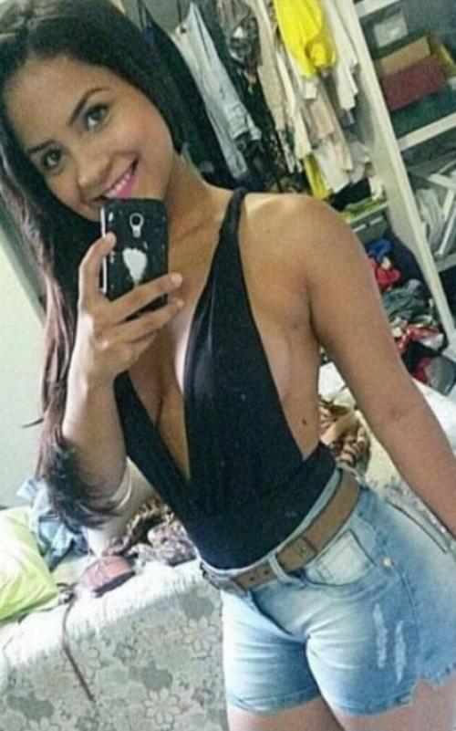 Annuncio Escort Ads - JESOLO---NEW NEW NEW---SARA ITALIANA--LATO B / PIOGGIA DORATA LATTE DI PATATINA VERO.