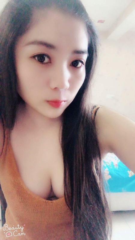 Annuncio Escort Ads -             27ANNI- LA PIU TROIA     INSUPERABILE DEI POMPINI-    GOLA PROFONDA & LATO B