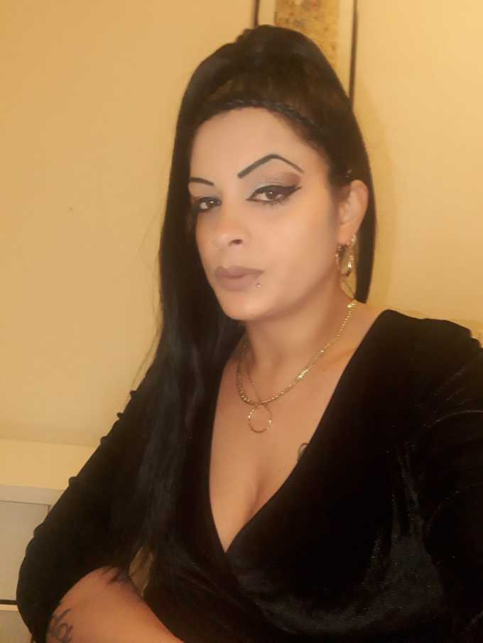 Annuncio Escort Ads - Calda ragazza da Saranda