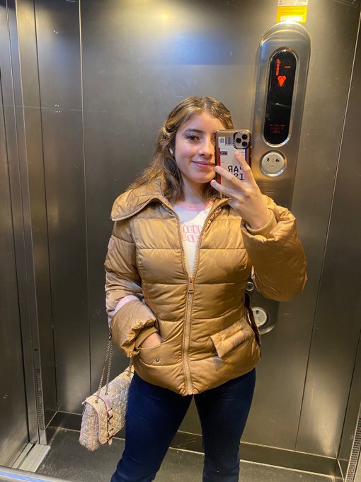 Annuncio Escort Ads - Ragazza single 