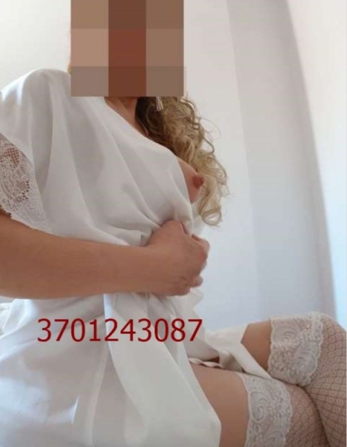 Annuncio Escort Ads - GRAN POMPINARA, CON UNA BELLA FIGHETTA CALDA TUTTI E DUE DA SCOPARE AMANTE DEI PIACERI PIU INTENSI E ARRAPANTI...