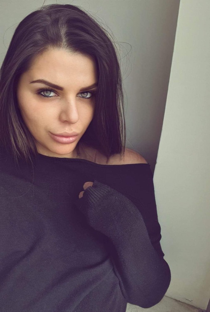 Annuncio Escort Ads - IO MASSAGGIO TE - TU MASSAGGI ME... MOLTO HOT             