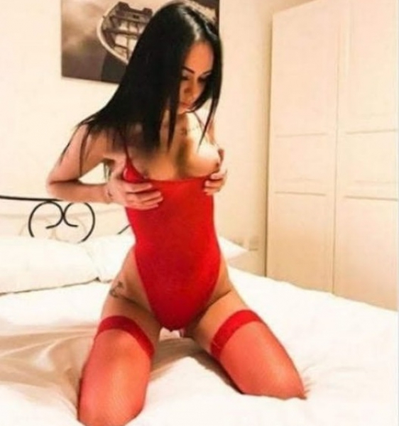 Annuncio Escort Ads -   ANNALISA ITALIANA FOTO VERE! UN CULETTO DURO E MOLTO PECCAMINOSO!! POSSO ANCHE RAGGIUNGERE hotel o casa tua