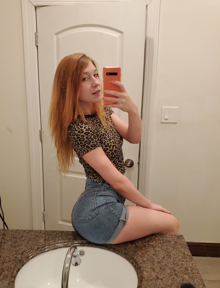 Annuncio Escort Ads - Disponibile ora 