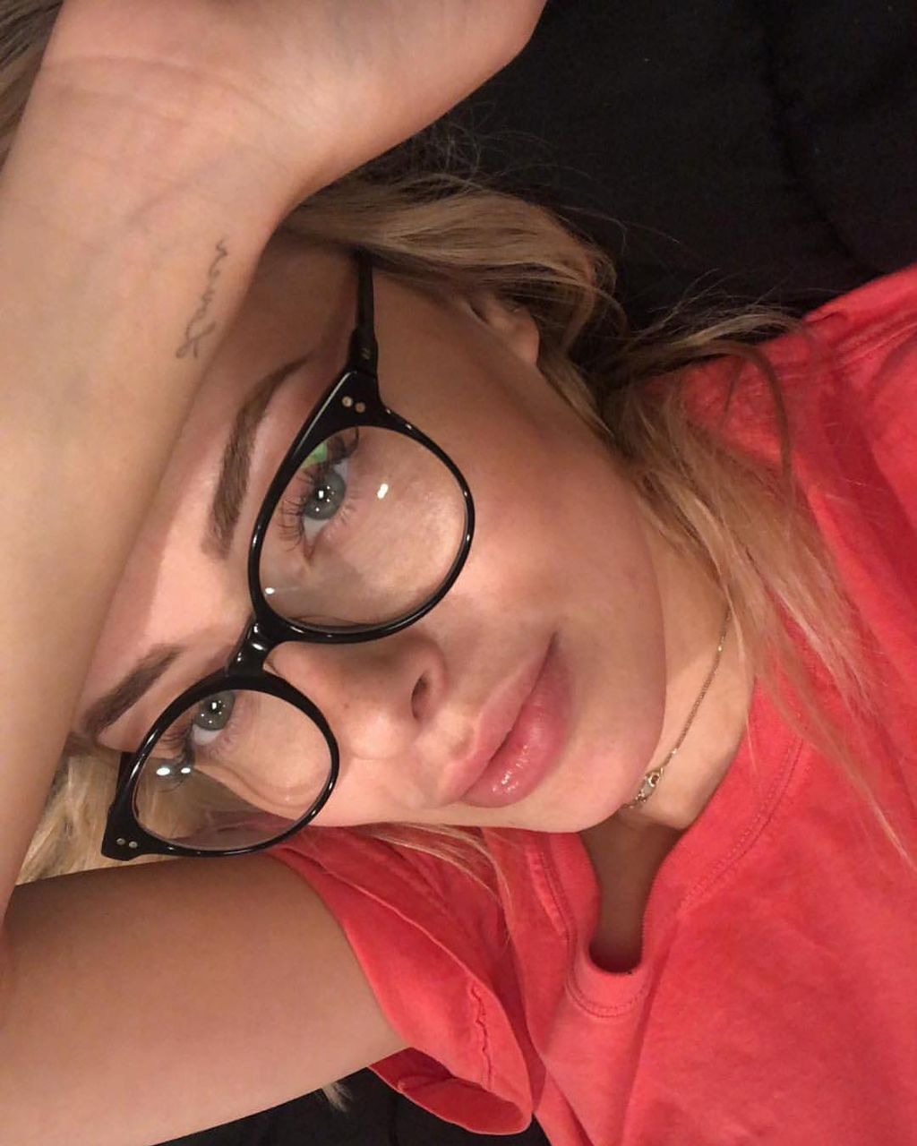 Annuncio Escort Ads - Caserta RAGGIUNGO SOLLO FOTO VERE APENA ARIVATA TI RAGIUNGO IO A CASA TUA & HOTEL