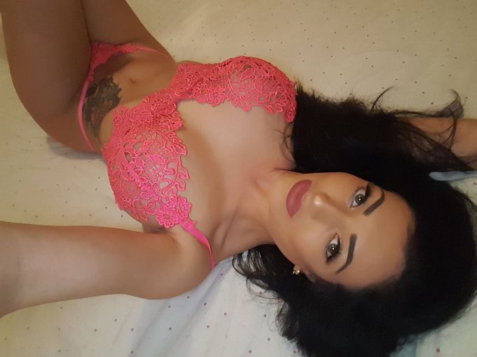 Annuncio Escort Ads - NEW NEW APPENA ARIVATTA UN FISICO INCREDIBILMENTE TONICO SODO E ALLENATO ED UN VISO DOLCISSIMO E SOLARE.