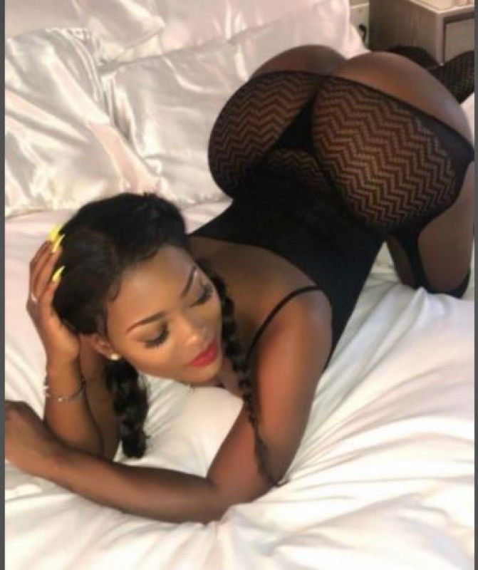 Annuncio Escort Ads - ESPLOSIVA FANTASTICA A  LETTO___PRLIMINARI HOT  69  !__!!COMPLETISSIMA CON ME TUTTO E PERMESSO