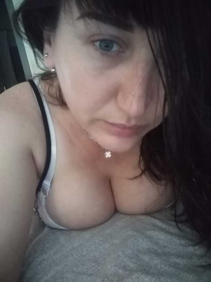 Annuncio Escort Ads - ATTENTO APPENA TORNATA ECCOMI BAMBOLINA RUSSA CALDA,EROTICA POMPINI.. AL TOP KLASS! GUSTAMI