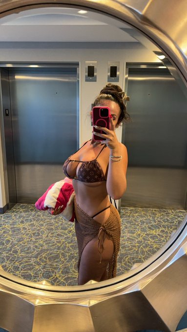 Annuncio Escort Ads - Sexwork 
