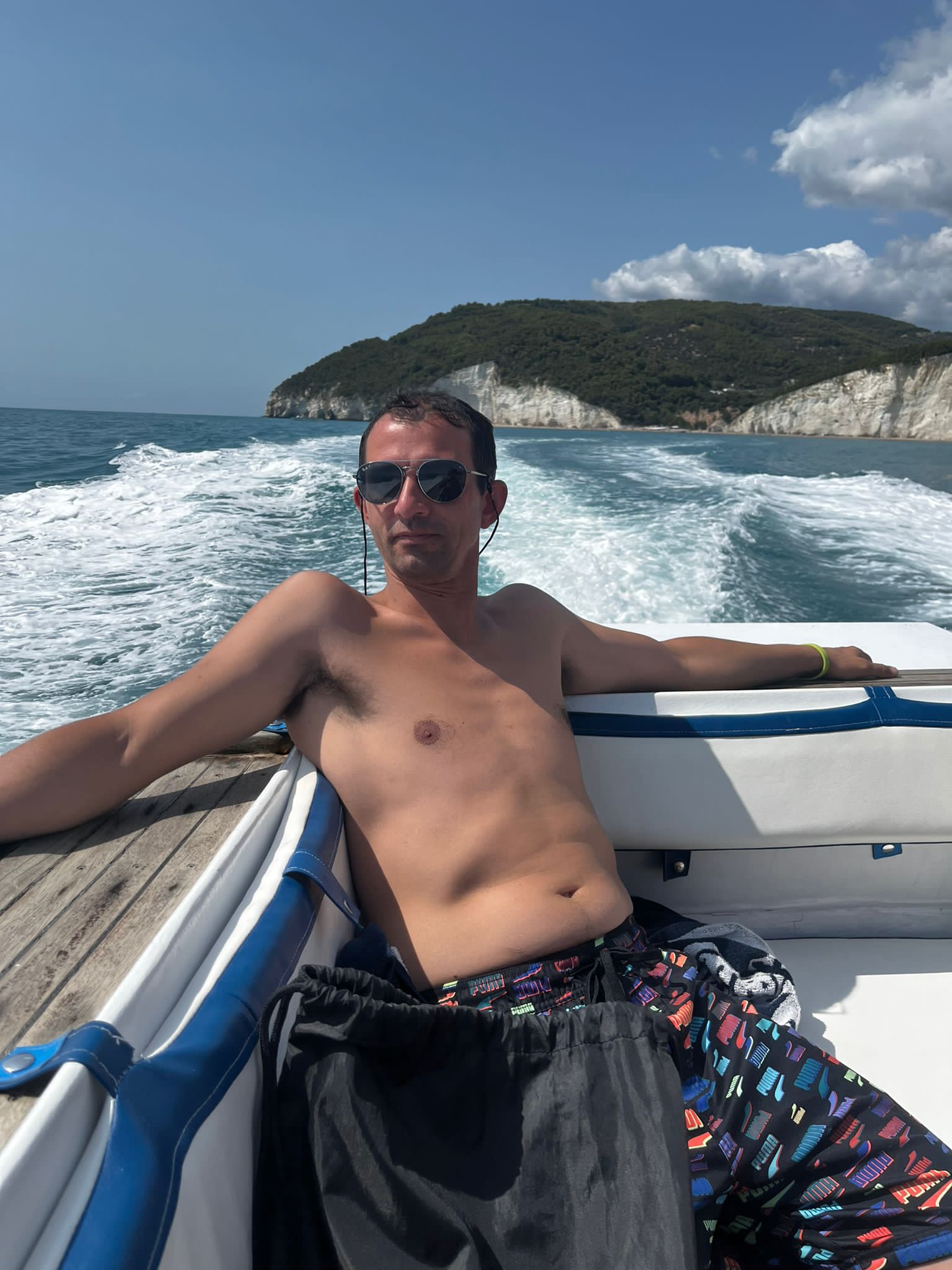 Annuncio Escort Ads - Uomo massaggiatore donna