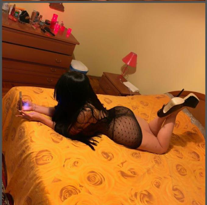 Annuncio Escort Ads - NEW!!VERA PUTTANA LATO B BACI CON LINGUA POMPINO AL NATURALE 69 FINO ALLO SVENIMENTO+SCOPATA IN TUTTE LE POSIZIONI- FOTO 100%