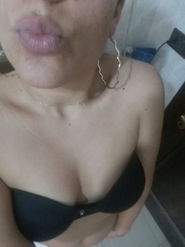 Annuncio Escort Ads - PATRIZIA PORCA CASALINGA NAPOLETANA IN CALORE OSPITA FACCIO ANCHE WEBCAM