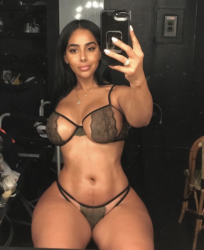 Annuncio Escort Ads - SABRINA MULATA 22ANNI BELLA, MORA, GIOVANE E CALDA! UNA ESPERENZA INDIMENTICABILE